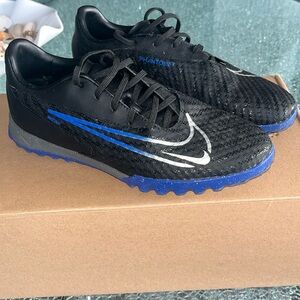 Nike Zoom Superfly academy 9 Size 6